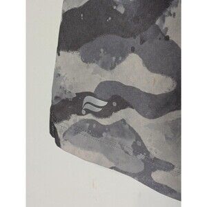 Fabletics Women's Grey Camo Training Shorts Small S High Waisted Gym Running 7in